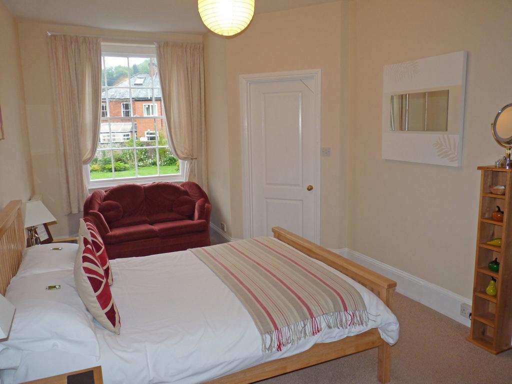 Town Mills Bed and Breakfast Dulverton Kamer foto